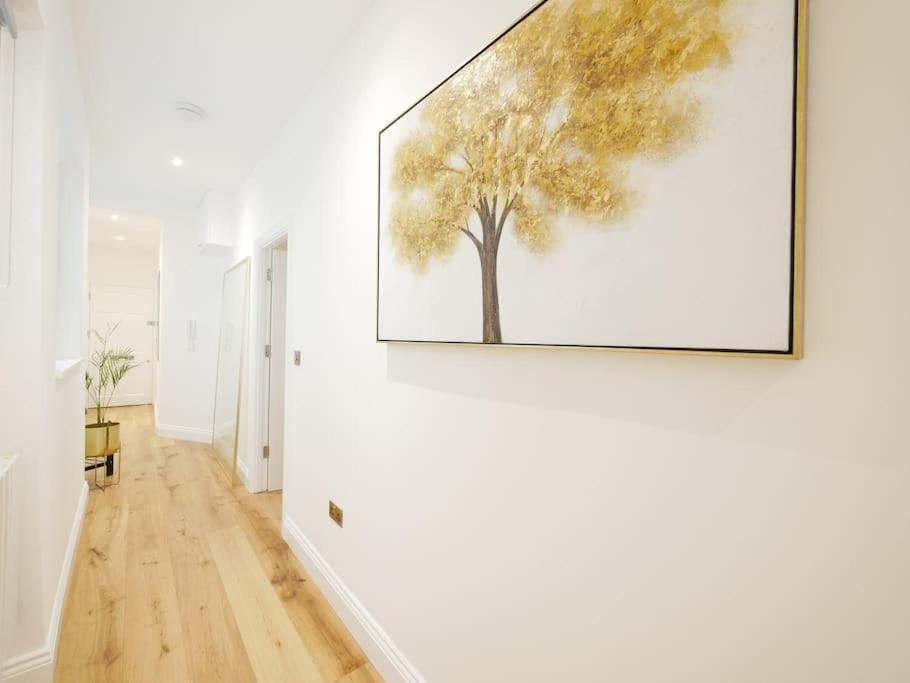 Newly Refurbished 2 Bed Apartment In Paddington Londra Exterior foto